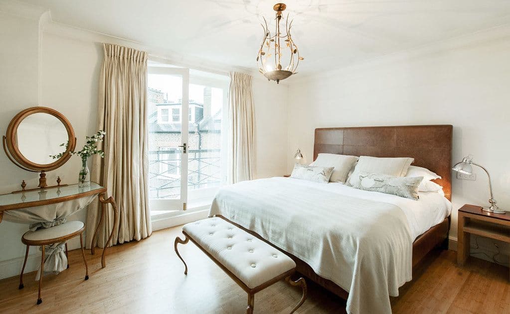 IKEA MALM queen bed frame + mattress