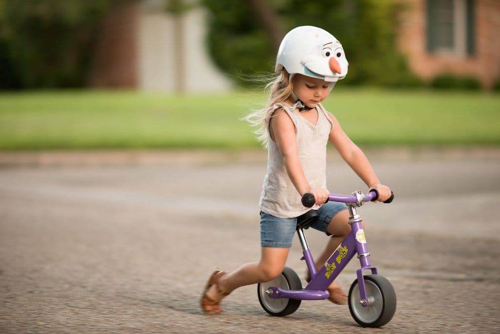 Balance bike + helmet, ages 2-5